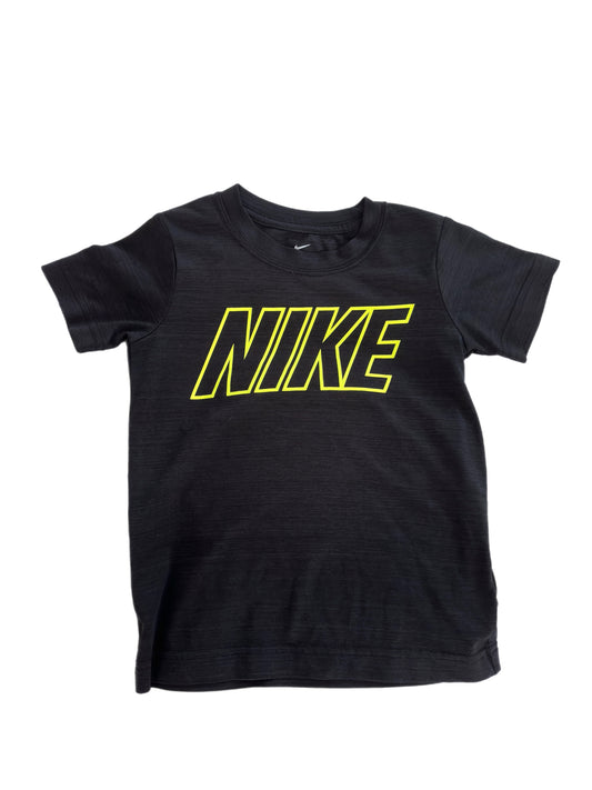 3T  Nike shirt
